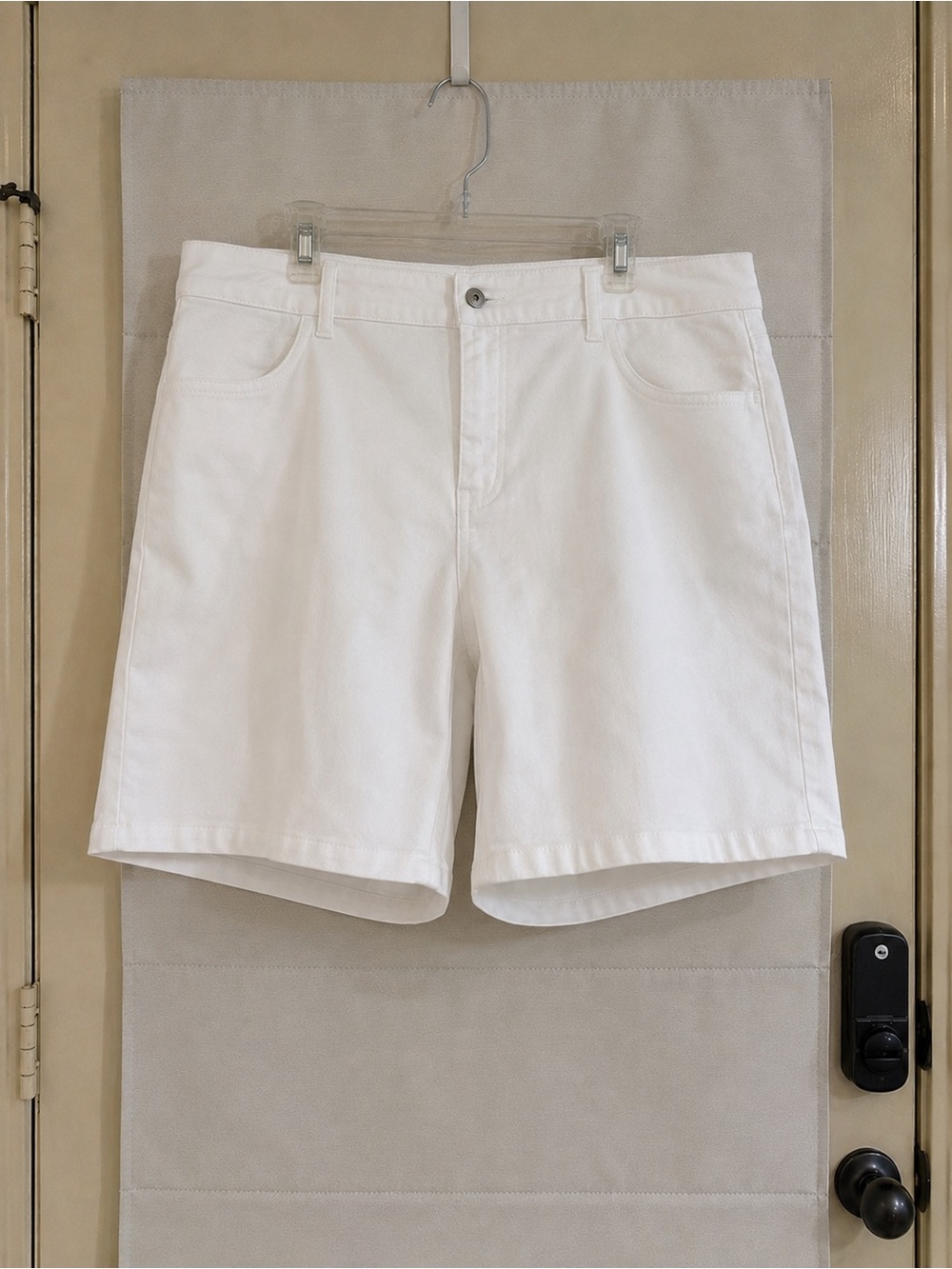 Old Navy White Denim Shorts Size 26 Jean Shorts Summer